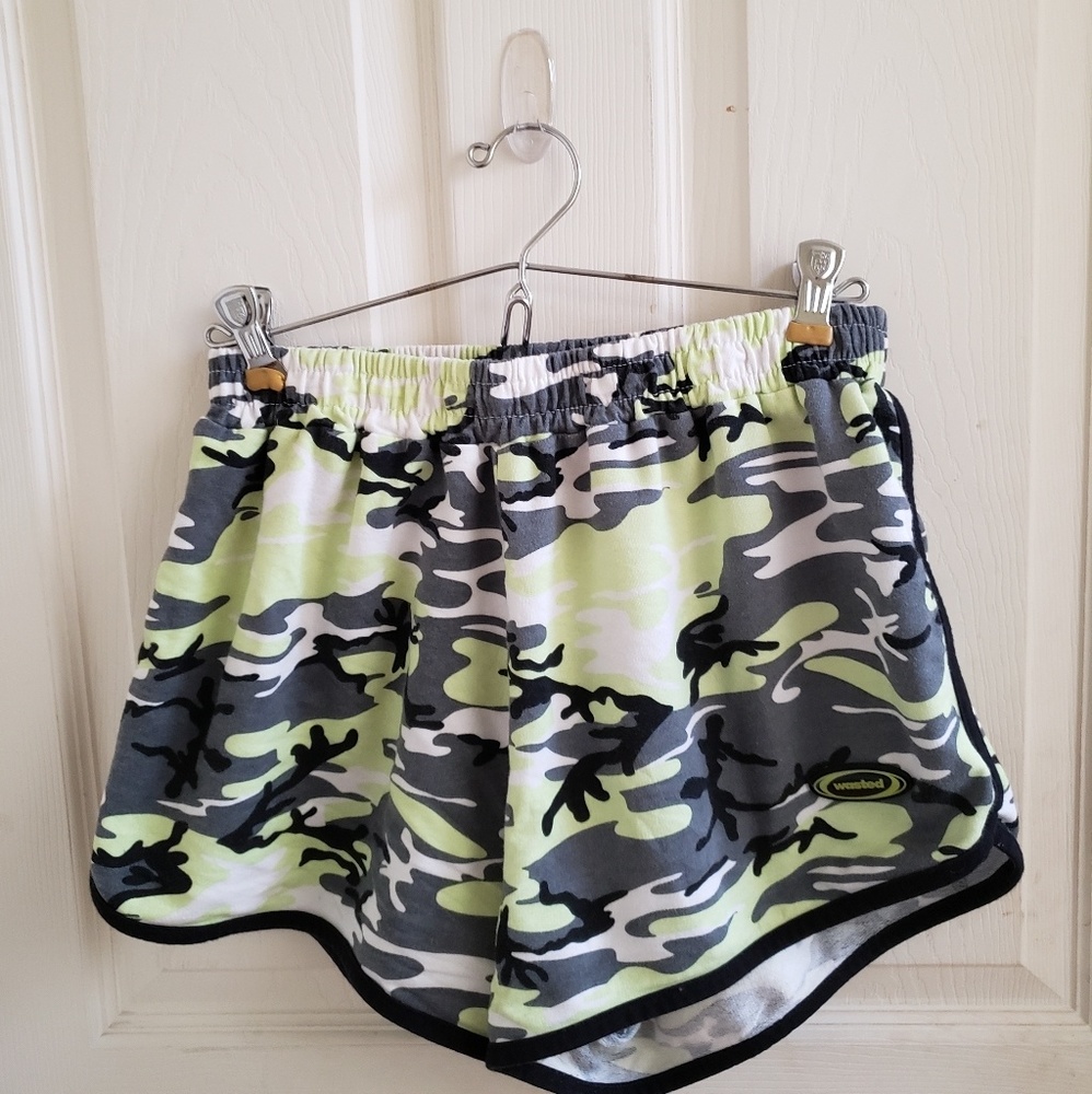 green camo shorts